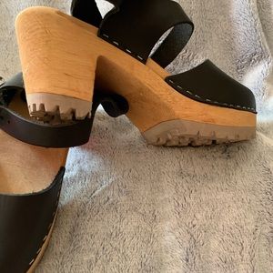 Mia wooden clogs from Sweden
